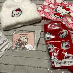 Hello Kitty Lot #3 - NEW